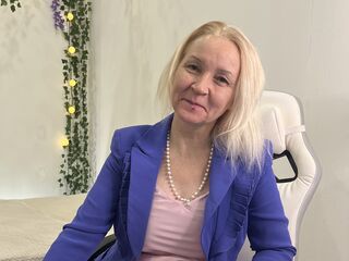 YesmyMilana's Exclusive live cam shows Profile Image